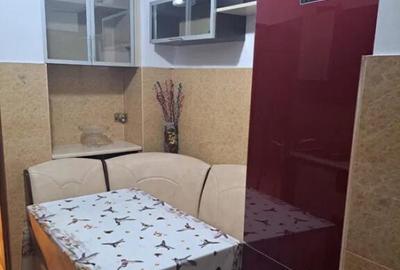 Apartament cu 2 camere decomandat în E3