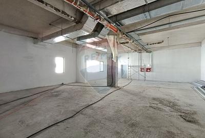 Spațiu comercial, de 448.20001220703 mp, în Nord-Vest - 14