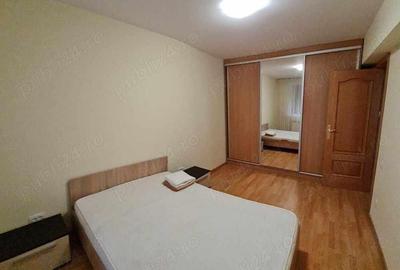 Apartament cu 3 camere decomandat în Central - 1
