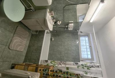 Apartament cu 3 camere semidecomandat în Central - 4