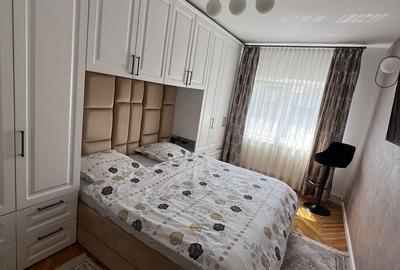Apartament cu 3 camere decomandat în Republicii - 5