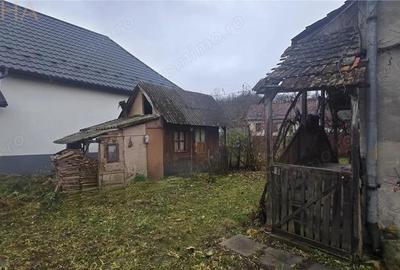 Casă cu 2 camere cu Teren 1432 Mp în Chiraleș - 4