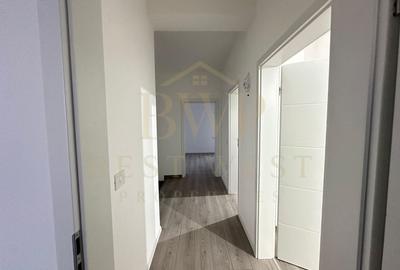 Duplex 1/2 4 camere, 3 băi, la strada principală Mosnita Veche - 14