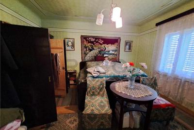 Casă cu 5 camere cu Teren 1700 Mp în Episcopia Bihorului - 9