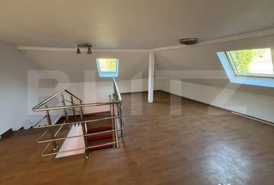 Spațiu comercial, de 330 mp, în Central - 9