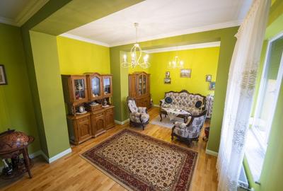 Casa cu personalitate Strada Spania - 9