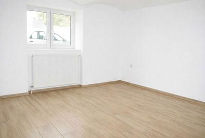 Spațiu comercial, de 95 mp, în Bălcescu - 3