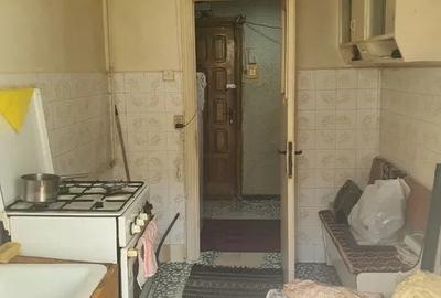 Apartament cu 2 camere, parter, zona Podu Ros - 3