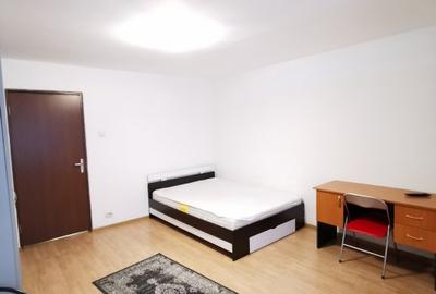 Garsonieră decomandată, mobilată în Iancului