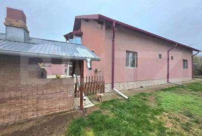 Casa parter 145 mp + teren 1.749 mp, strada Mircea Voda - 9