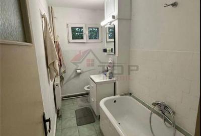 Apartament cu 3 camere semidecomandat în Podu Roș - 6
