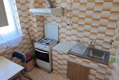 Garsonieră decomandată în Central - 7