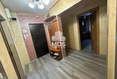 Decomandat la et 2 4 mobilat complet linga piata Doina - 11