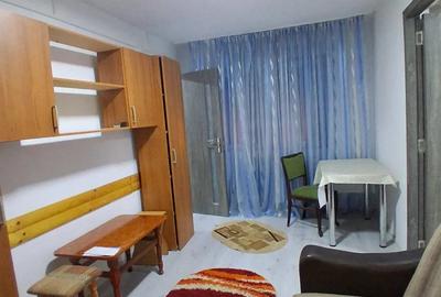 Proprietar inchiriez apartament cf 2 micro 14 la elevi