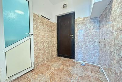 CET - Garsoniera | piata Cet | libera | etaj 3 - 11