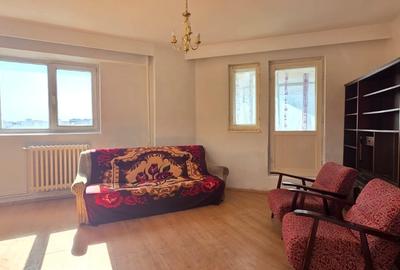 Apartament cu 3 camere decomandat în Trocadero - 1