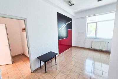 Birou, de 24 mp, în Central - 1