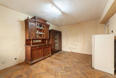 Apartament cu 2 camere decomandat în Central - 3