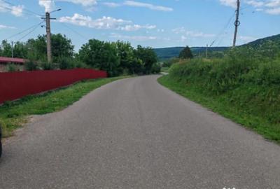 Casă cu 4 camere cu Teren 4800 Mp în Central - 12