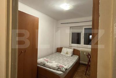 Apartament cu 3 camere semidecomandat în 1 Mai - 11
