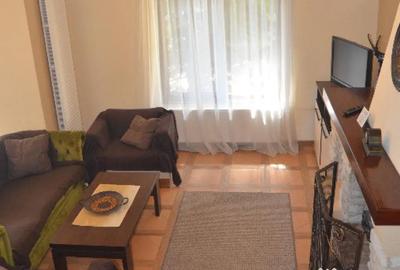 Casă cu 10 camere cu Teren 580 Mp în Poiana Țapului - 4