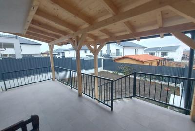 Duplex cu 4 camere cu Teren 255 Mp în Central - 1