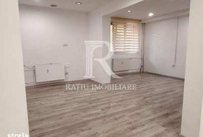 Spațiu comercial, de 120 mp, în Decebal - 8