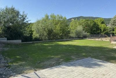 Casă cu 4 camere în Bujoreni - 4