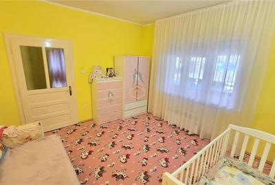Casă individuală cu 7 camere cu Teren 1384 Mp în Vest - 7
