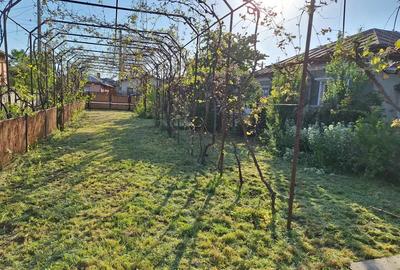 Casa+teren in com.Potigrafu deschidere 26m - 6