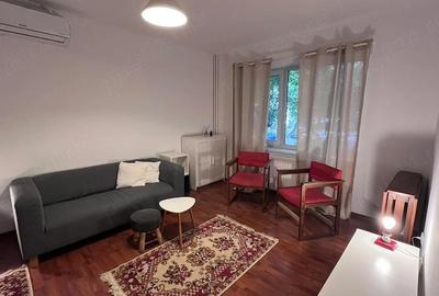 Garsonieră decomandată în Berceni
