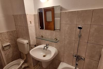 Drumul Taberei 34 - Metrou Tudor Vladimirescu, bloc reabilitat, decomandat,51 mp - 9