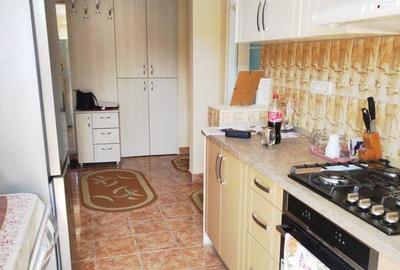 Apartament cu 2 camere decomandat în Sânmartin - 3