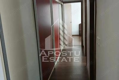 Apartament cu 3 camere semidecomandat, mobilat în Giroc - 5