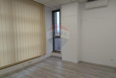 Spatiu de birouri de 251mp de inchiriat in zona Aviatorilor - 3