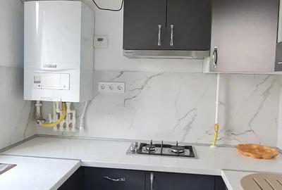 Vand apartament cu 3 camere, zona Teatru, Hunedoara, 45000 euro neg - 2
