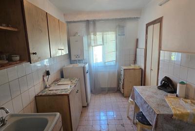 2 camere etajul 4 Piata Moldovei Focsani - 16