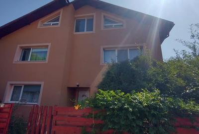 VAND CASA CU POSIBILITATEA UNOR MULTIPLE DESTINATII - 4