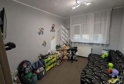 Apartament cu 3 camere,decomandat,centrala proprie,zona Dambovita - 6