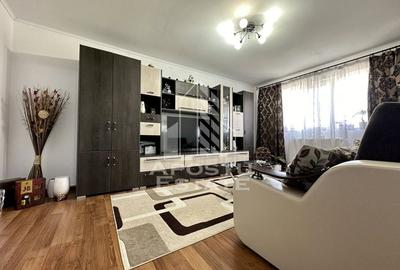 Apartament cu 3 camere decomandat, mobilat în Soarelui