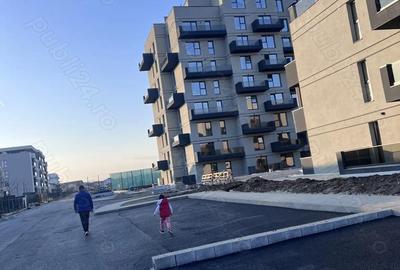Apartament cu 3 camere decomandat în Nord - 1
