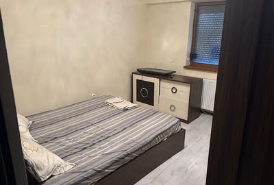 Apartament cu 4 camere decomandat în Central - 2