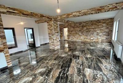 Lini?te, spa?iu ?i elegan?a casa superba langa - 14