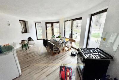 Casă cu 5 camere cu Teren 1362 Mp în Dragoslavele - 9