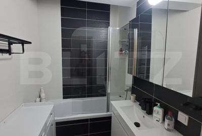 Apartament cu 2 camere semidecomandat, mobilat în Tractorul - 4