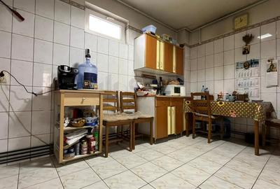 Casă individuală cu 3 camere cu Canalizare în Chitila - 10