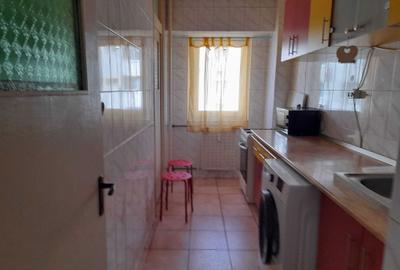 Garsonieră decomandată în Iancului