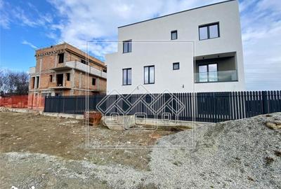 Apartament cu 3 camere în Central - 6