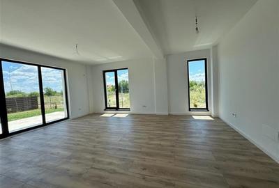 VILA IN CORBEANCA - OSTRATU // CURTE 364 MP // 5 CAMERE - 4