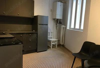 Apartament cu 4 camere decomandat în Central - 8